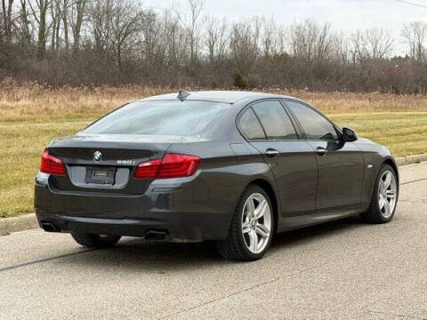 2011 BMW 5 Series 550i