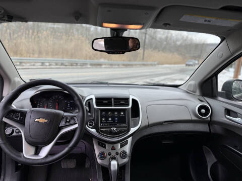 2019 Chevrolet Sonic LT Auto