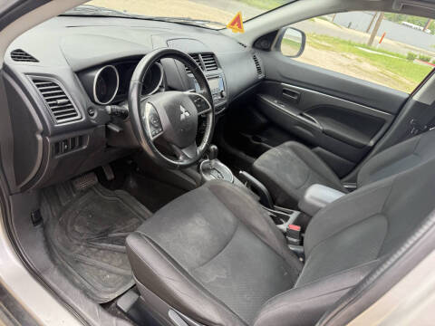 2015 Mitsubishi Outlander Sport ES