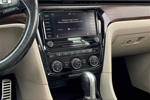 2020 Volkswagen Passat SEL