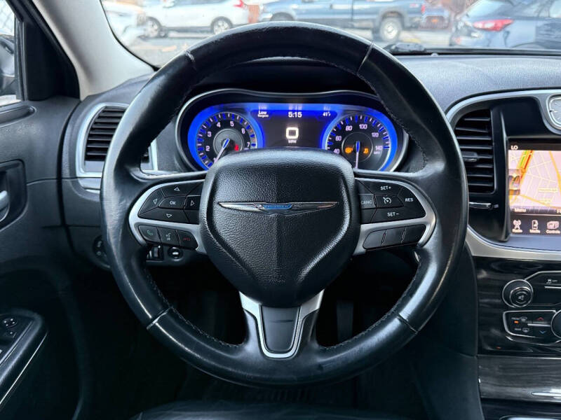 2016 Chrysler 300 Limited