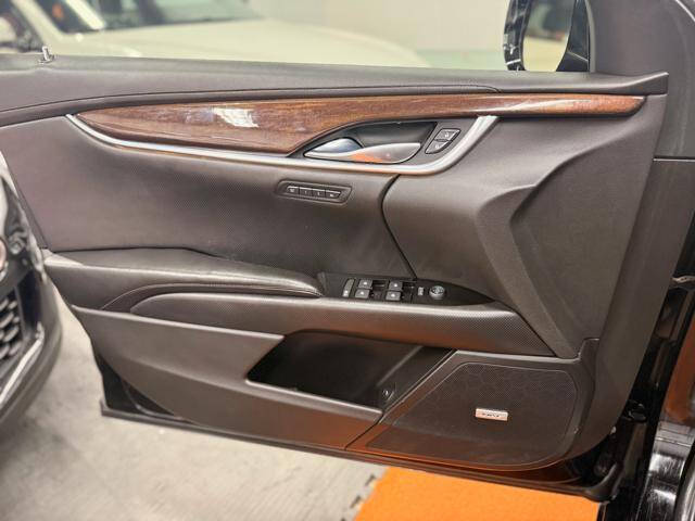 2013 Cadillac XTS Luxury Collection