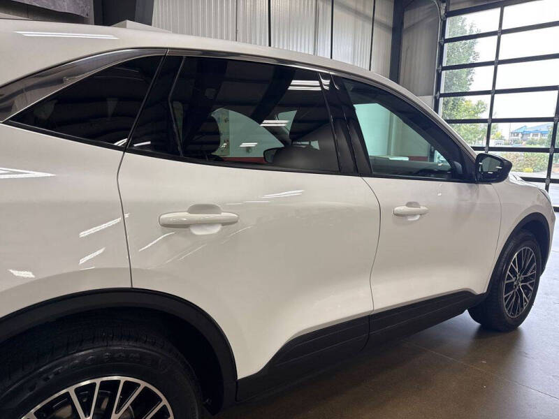 2023 Ford Escape Hybrid Active