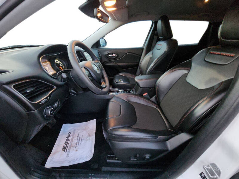 2022 Jeep Cherokee Trailhawk