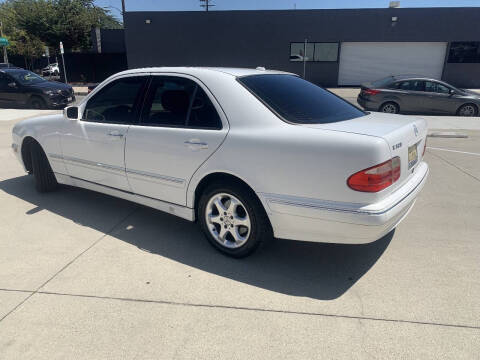 2002 Mercedes-Benz E-Class E 320