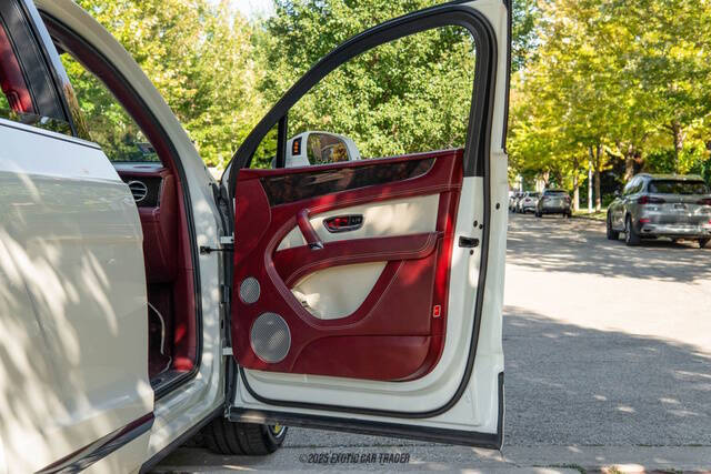 2019 Bentley Bentayga V8