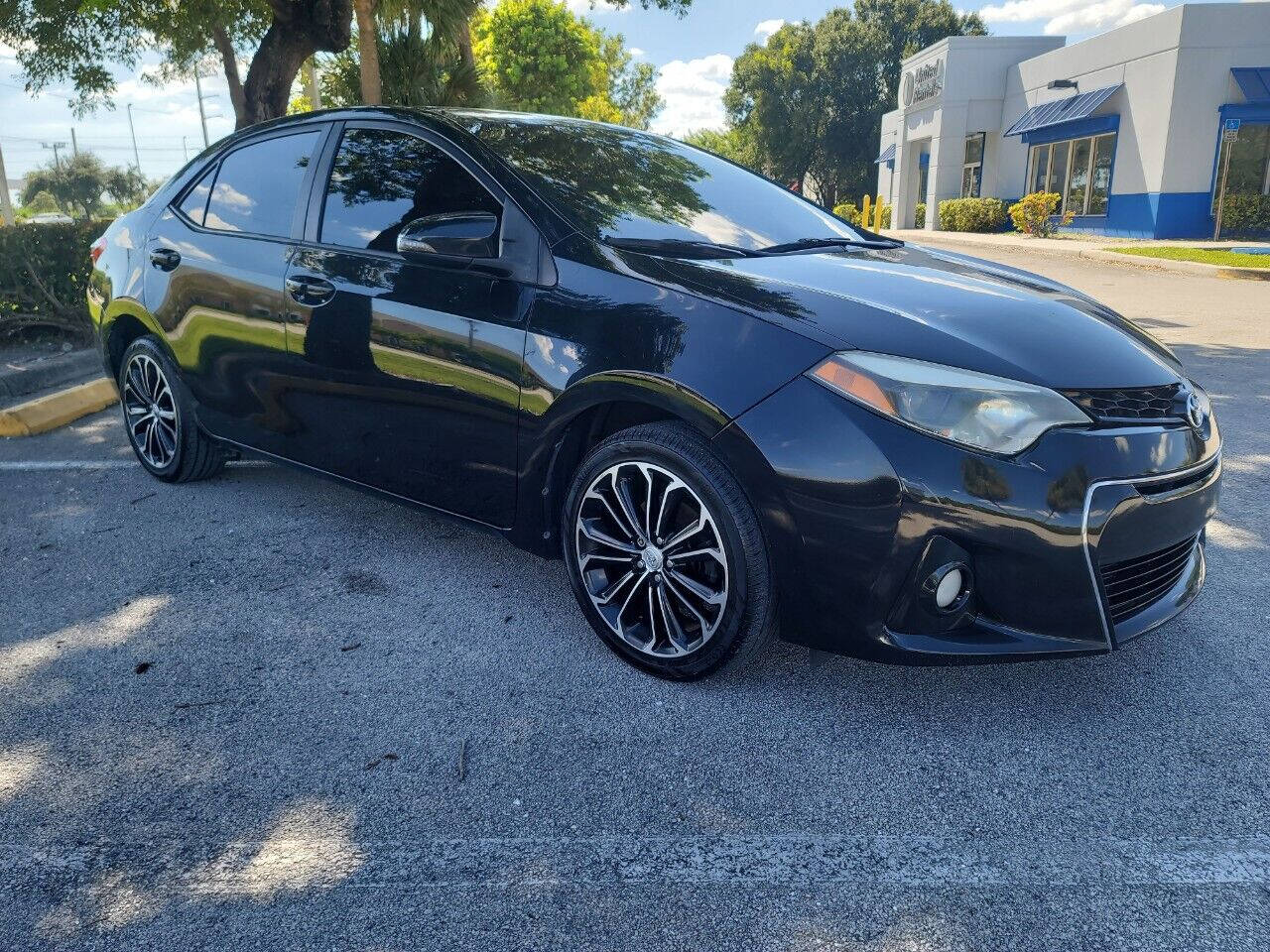 2014 TOYOTA Corolla Sedan - $12,900