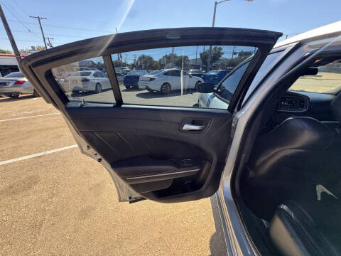 2019 Dodge Charger SXT