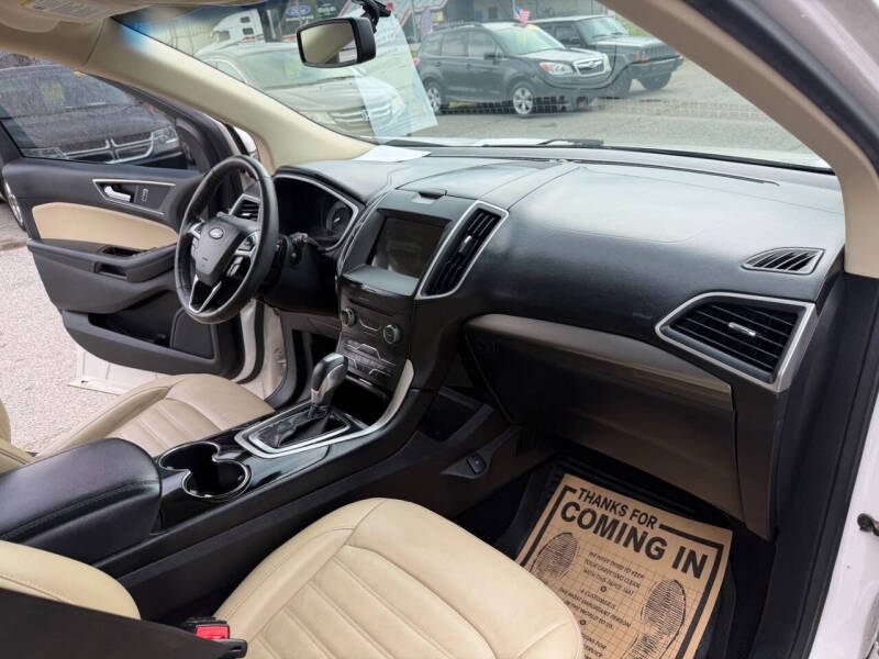 2017 Ford Edge SEL