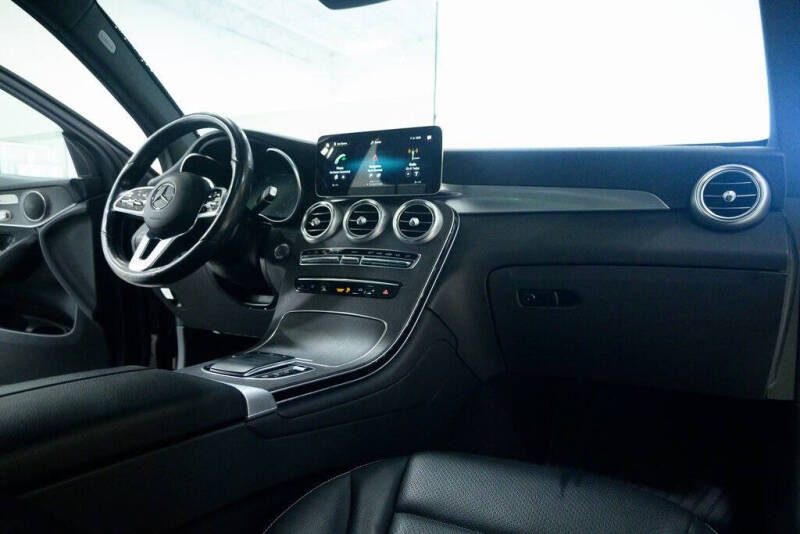 2022 Mercedes-Benz GLC GLC 300 4MATIC