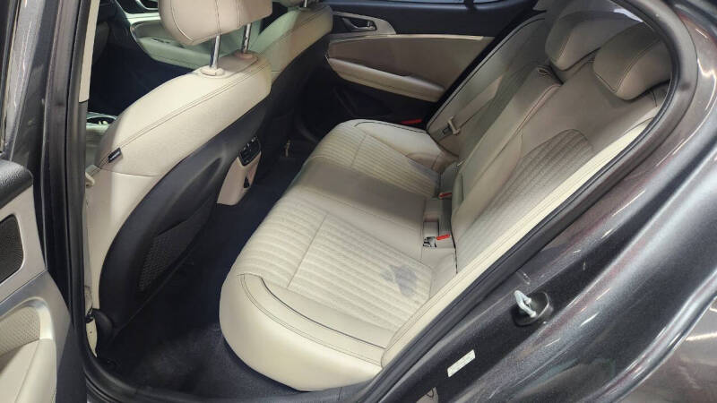 2019 Genesis G70 3.3T Advanced