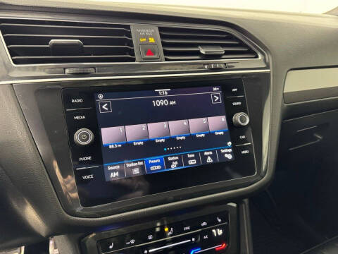 2022 Volkswagen Tiguan SE R-Line Black