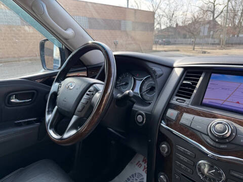 2012 Infiniti QX56