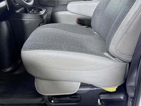 2025 GMC Savana 2500