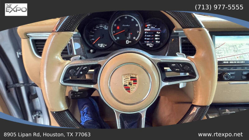 2015 Porsche Macan Turbo