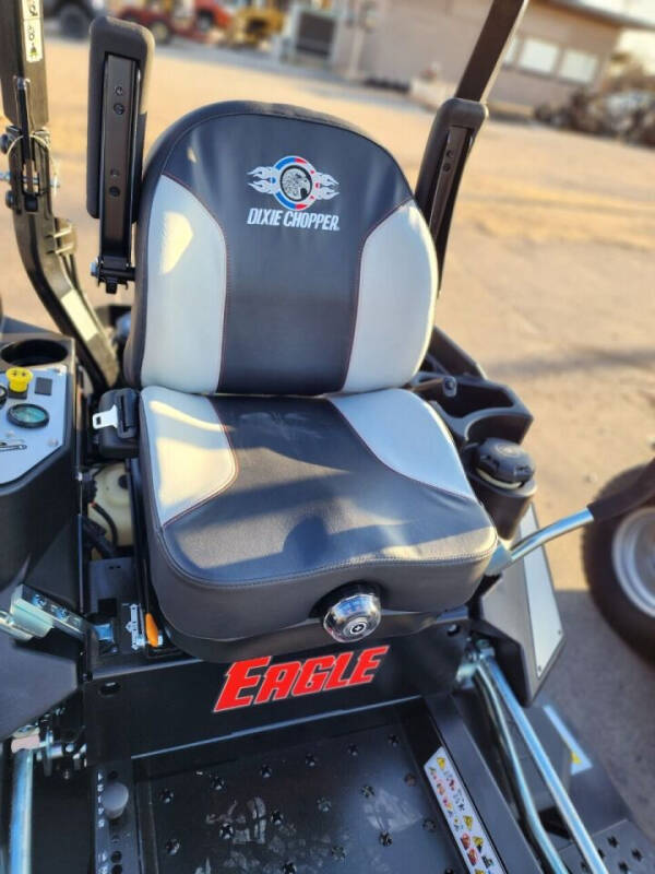 2023 Dixie Chopper Eagle 2754KW