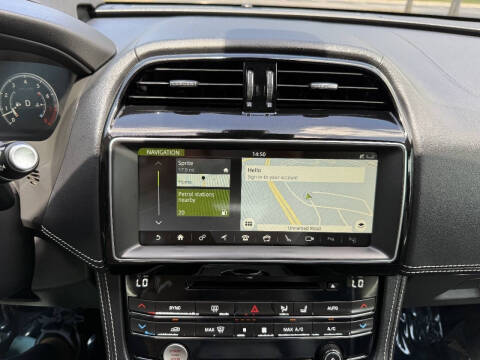 2018 Jaguar F-PACE S