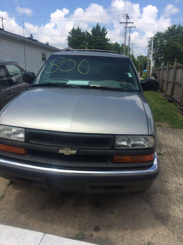 2000 Chevrolet Blazer for sale at Mike Hunter Auto Sales in Terre Haute IN