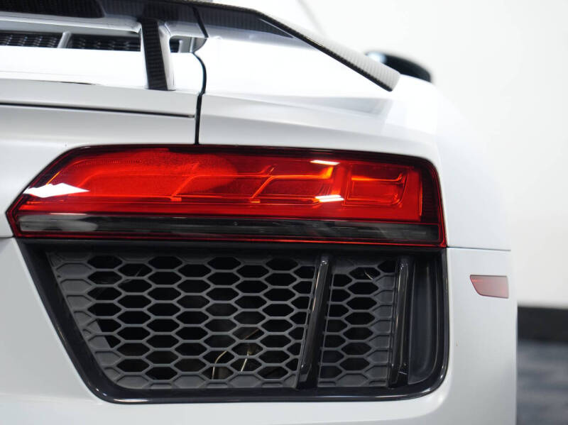 2018 Audi R8 5.2 quattro V10 Plus