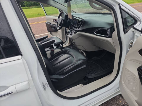 2019 Chrysler Pacifica Touring L