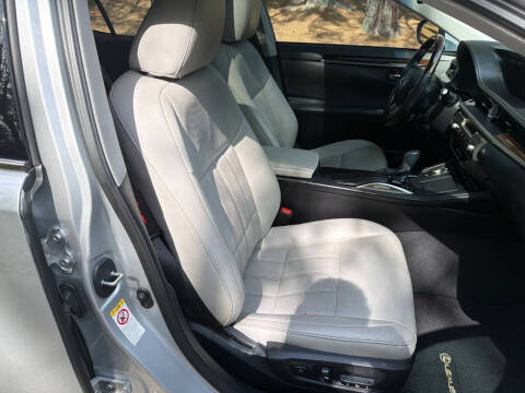 2017 Lexus ES 350