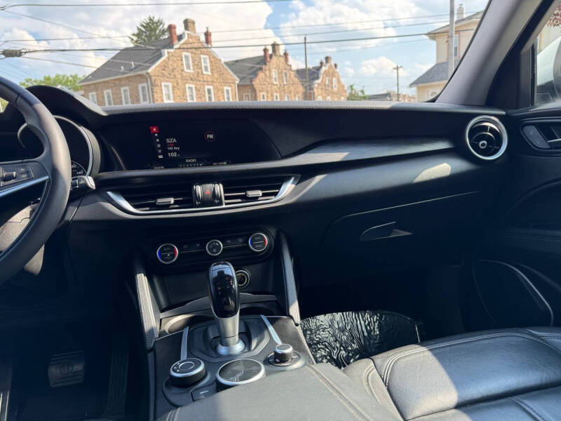 2018 Alfa Romeo Stelvio Base - Photo 19
