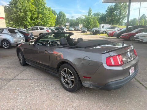 2010 Ford Mustang V6