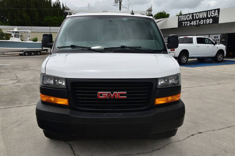 2020 GMC Savana 2500