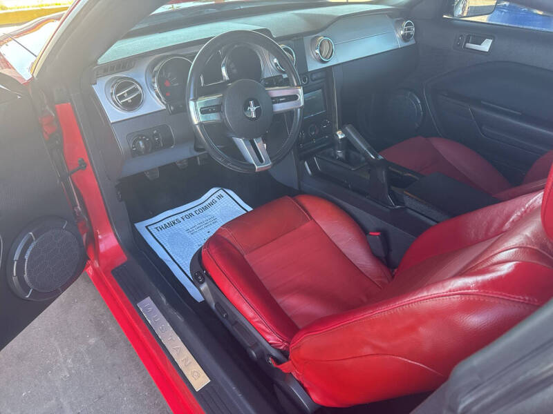 2005 Ford Mustang GT Premium