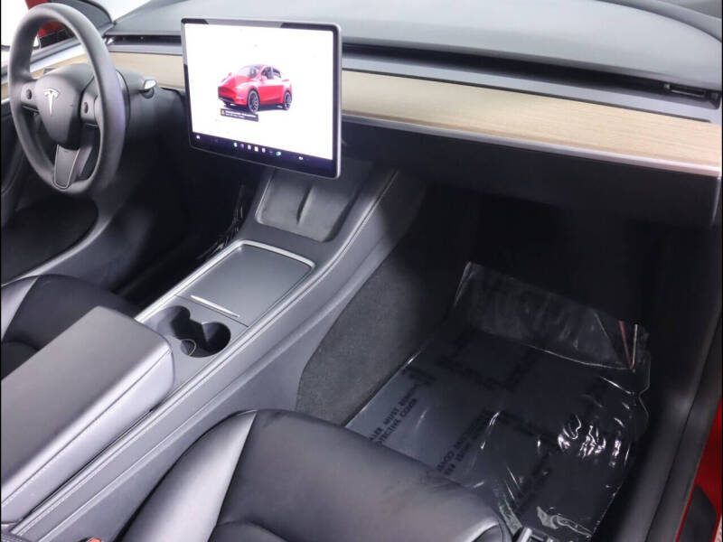 2024 Tesla Model Y Performance