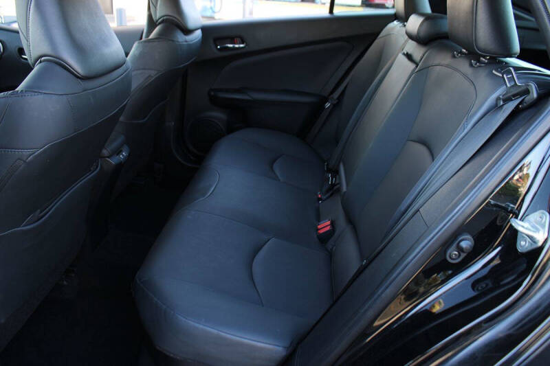 2022 Toyota Prius XLE