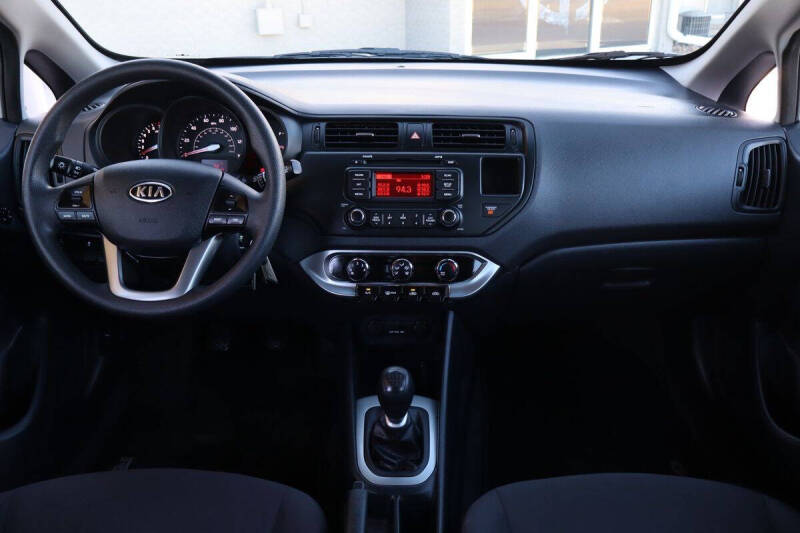 2012 Kia Rio 5-Door LX