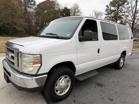 2013 Ford E-Series E-350 SD XLT