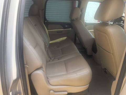 2011 GMC Yukon XL SLT