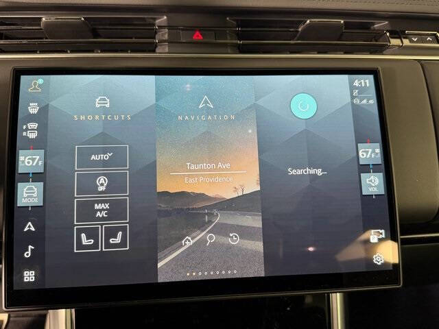 2025 Land Rover Range Rover P400 SE LWB