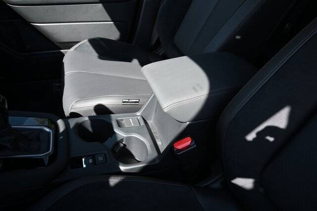 2025 Subaru Forester Touring Hybrid