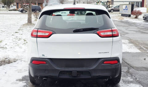2015 Jeep Cherokee Sport