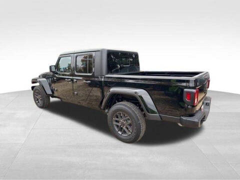 2026 Jeep Gladiator Sport S