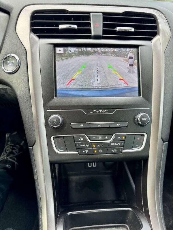 2019 Ford Fusion Hybrid SE