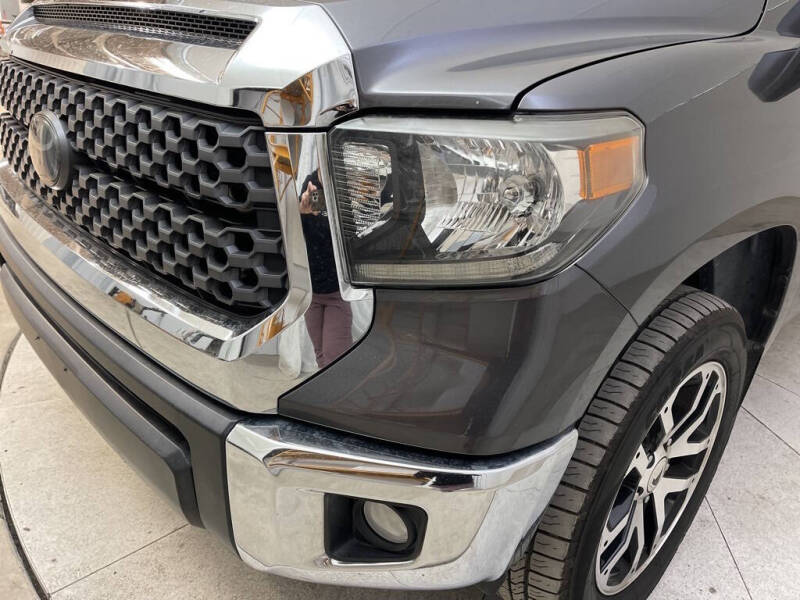 2018 Toyota Tundra SR5