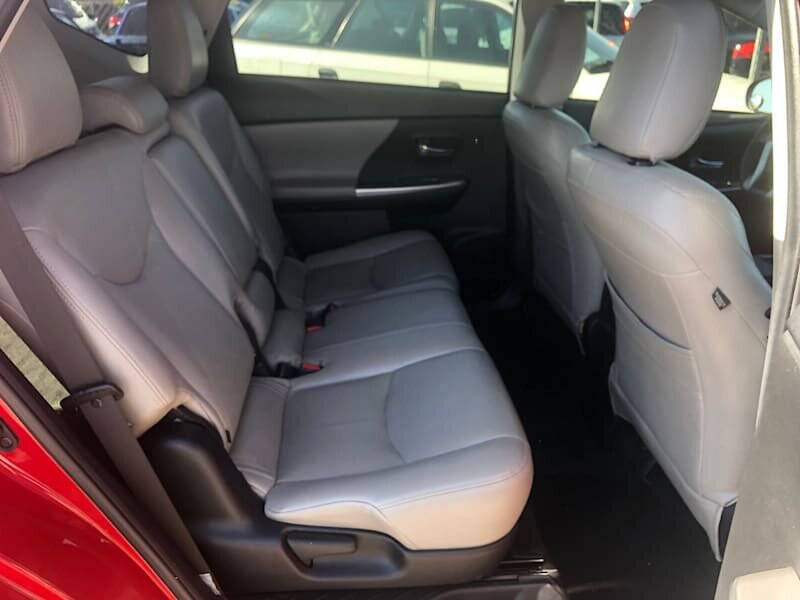 2015 Toyota Prius v Three