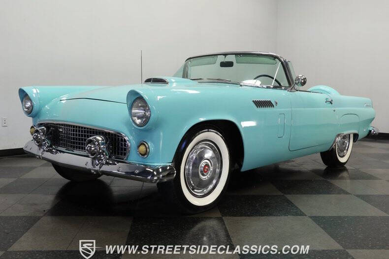1956 Ford Thunderbird