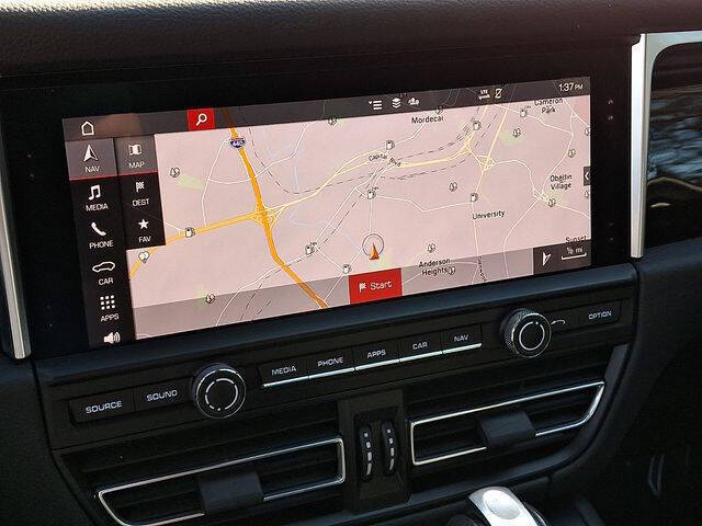 2021 Porsche Macan S