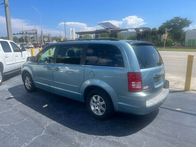 2009 Chrysler Town and Country for sale at Turnpike Motors in Pompano Beach FL