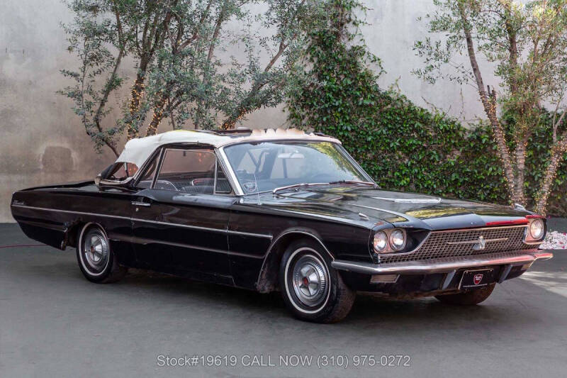 1966 Ford Thunderbird