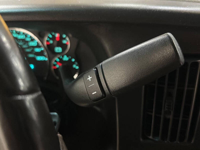 2017 Chevrolet Express LT 3500