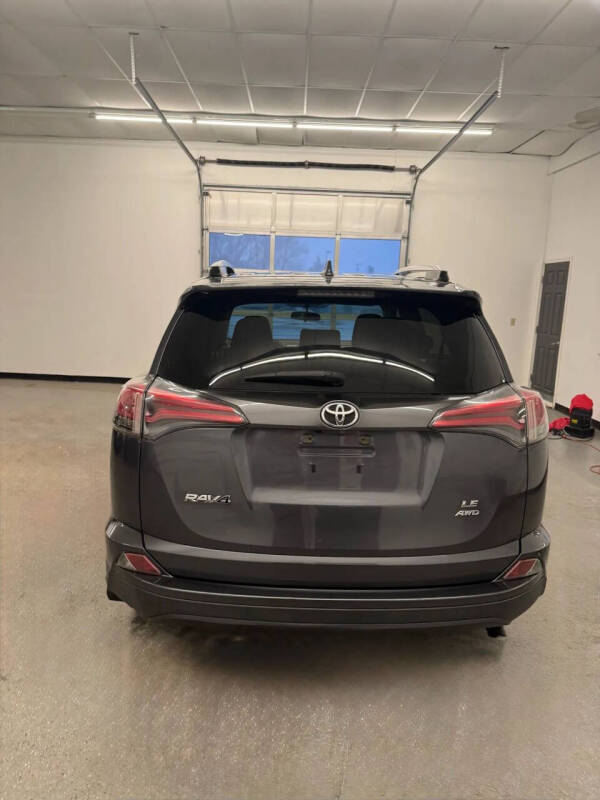 2016 Toyota RAV4 LE