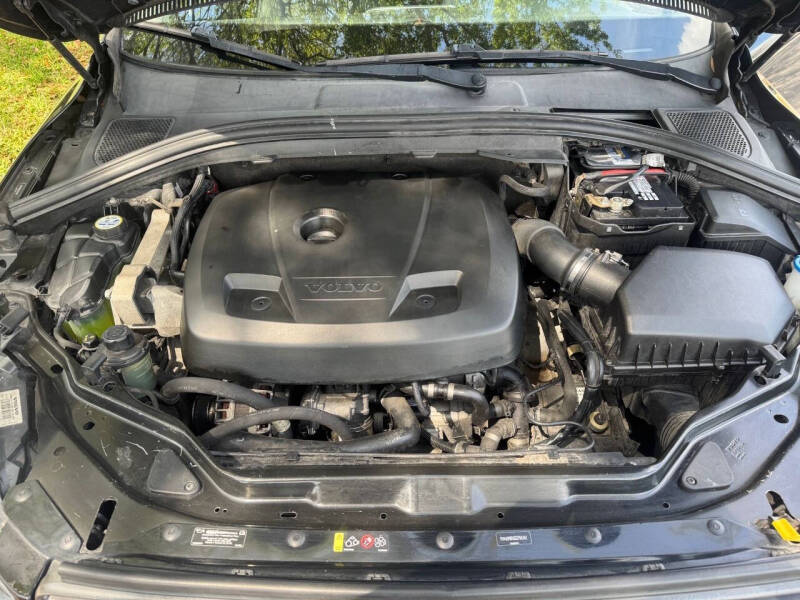 2016 Volvo XC60 T5 Drive-E Premier