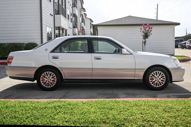 2000 Toyota Crown