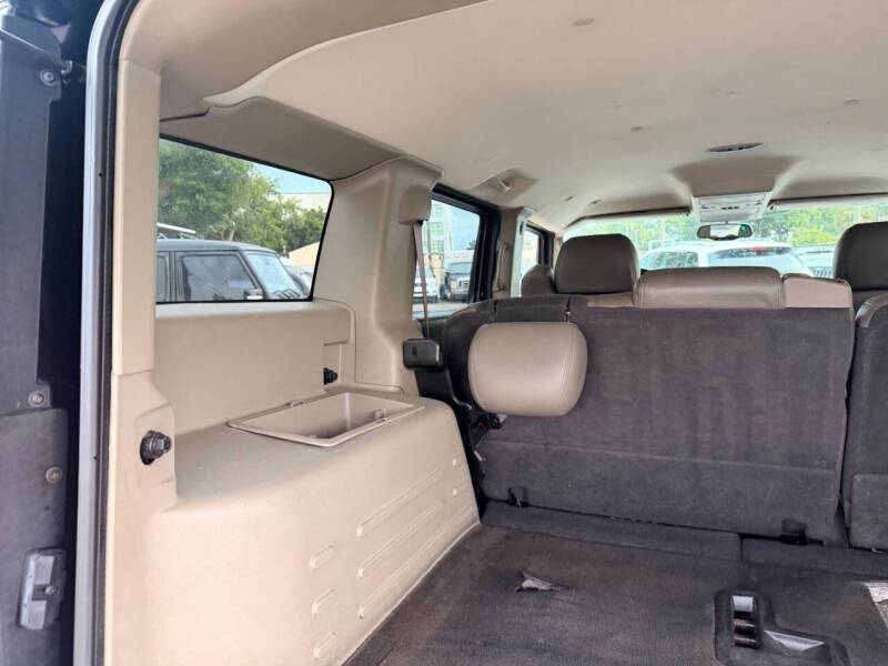 2004 HUMMER H2